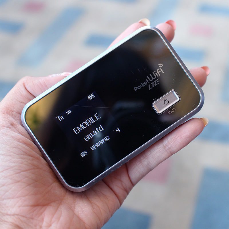 مودم 3G قابل حمل پاکت وای فای هوآوی مدل GL06P به همراه سیم کارت 30 گیگابایت یک ماهه
