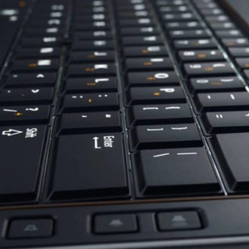 لپ تاپ استوک دل مدل Dell Latitude E6520 نسل دوم i5 گرافیک دار