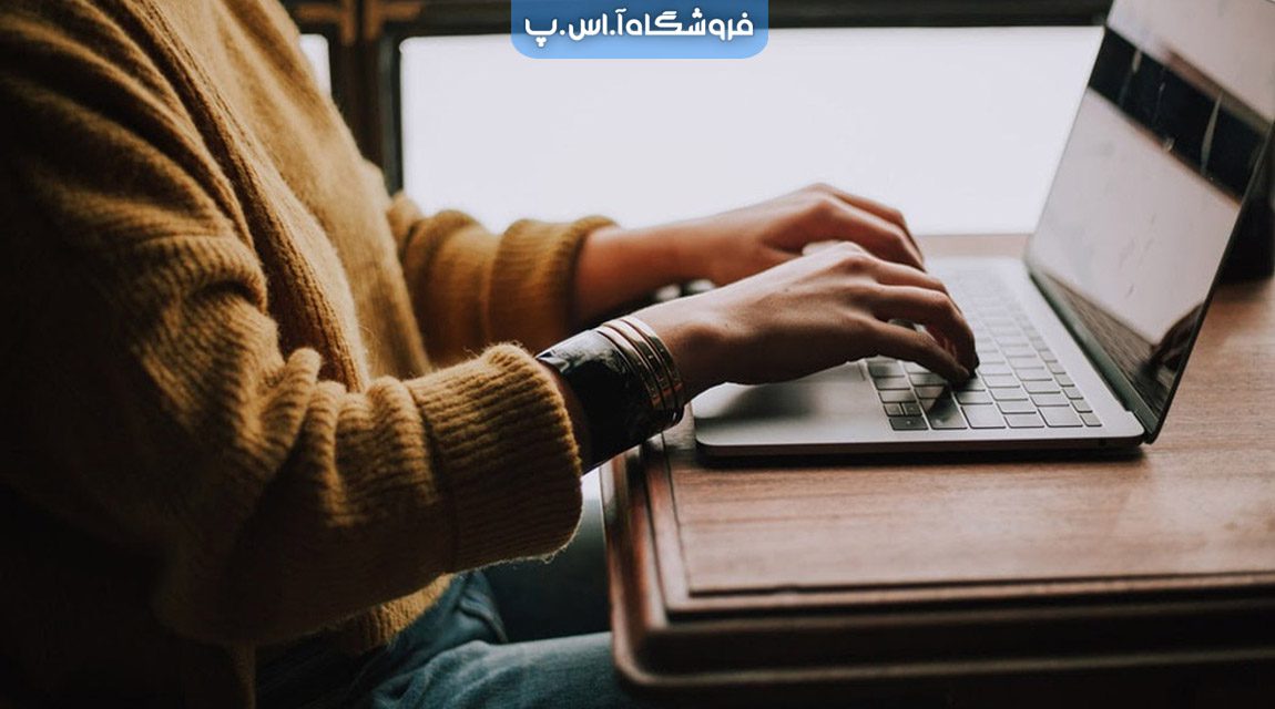 بررسی مزایای لپ‌ تاپ استوک و معایب آنها؛ انتخابی هوشمندانه یا محدودکننده؟