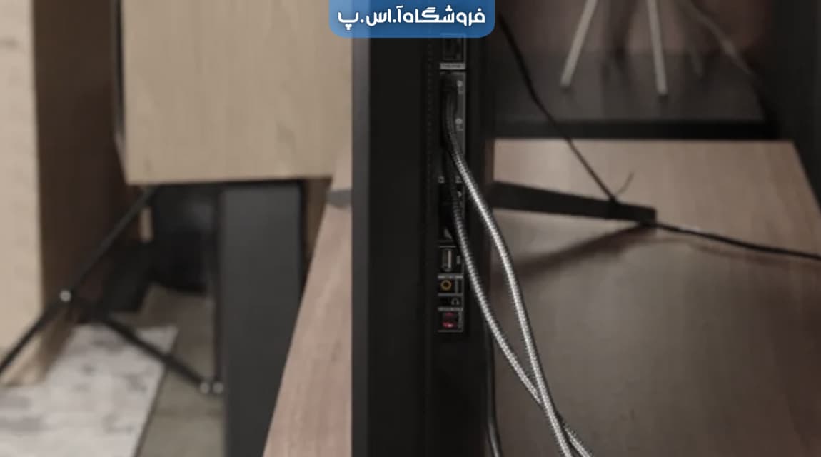 تصویر داخلی2 تلویزیون TCL Q7