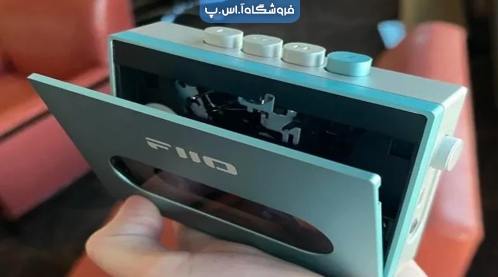 fiio portable cassette player 1 1024x570 - FiiO دستگاه پخش نوار کاست قابل حمل